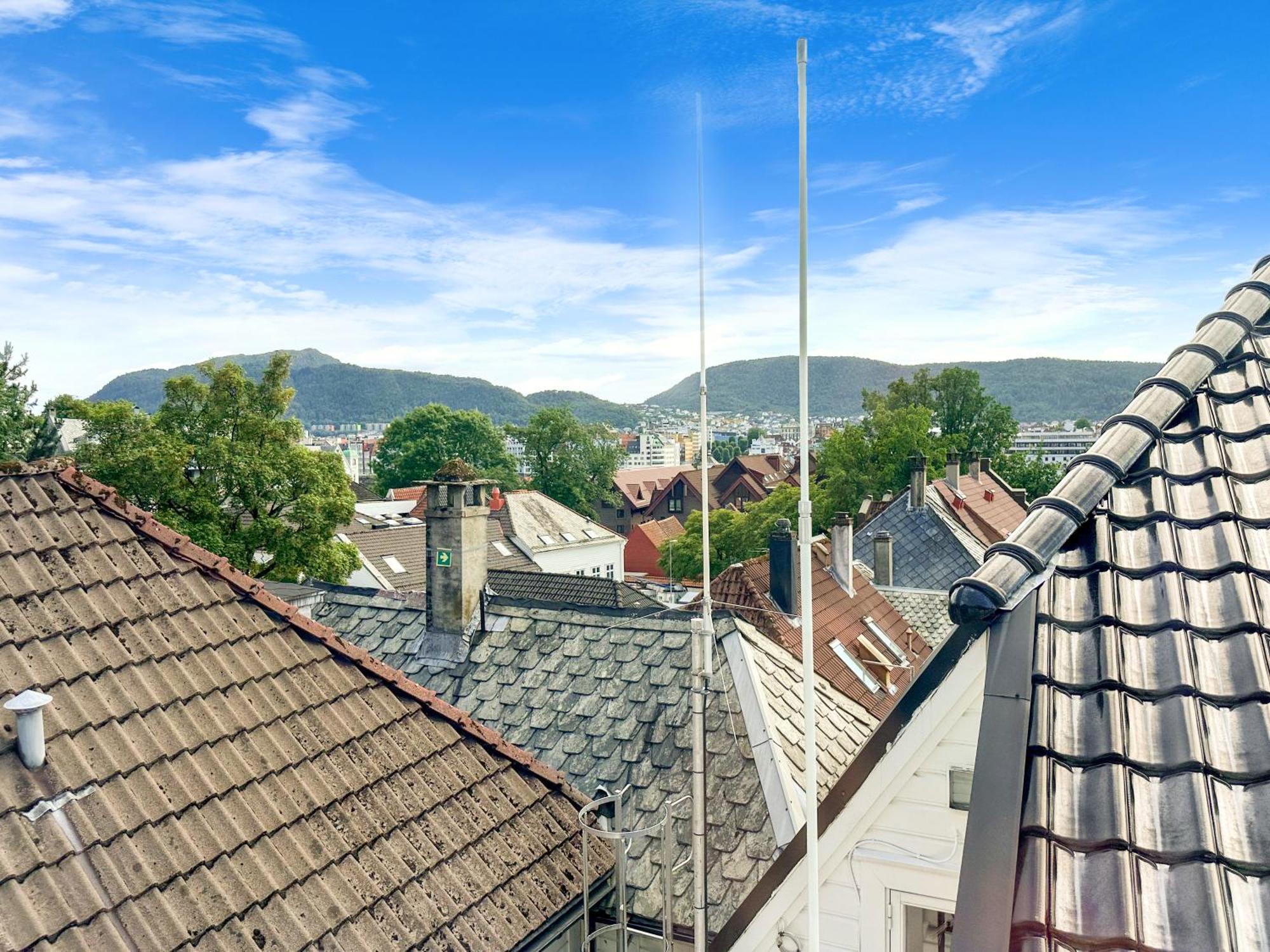 View To Bryggen - Renovated Dec 24 - Historic Cobblestone Street Daire Bergen Dış mekan fotoğraf