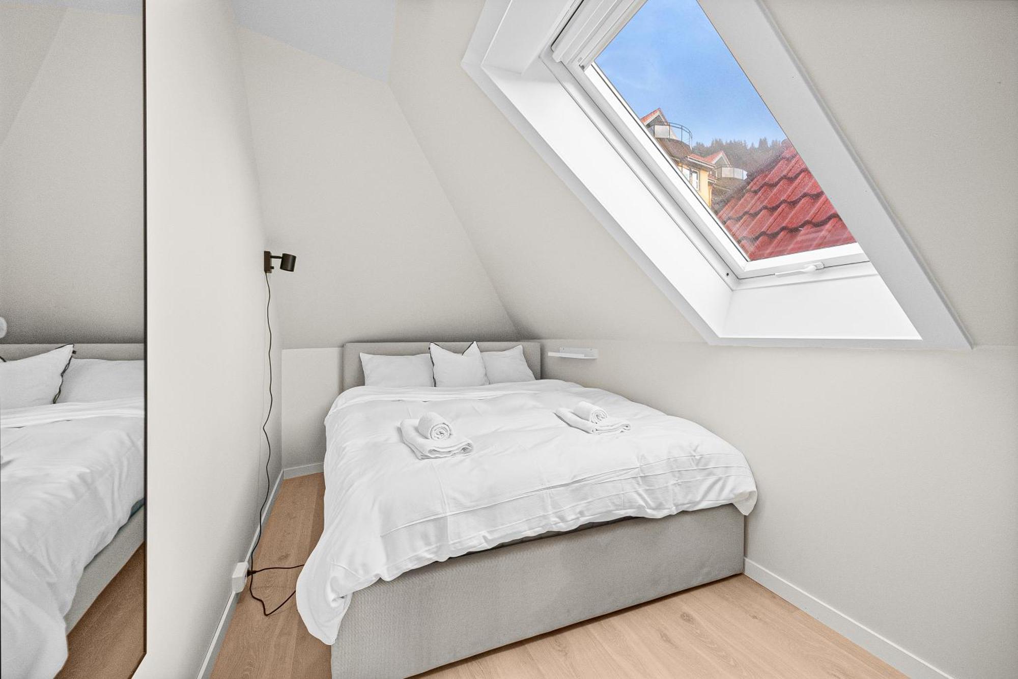 View To Bryggen - Renovated Dec 24 - Historic Cobblestone Street Daire Bergen Dış mekan fotoğraf
